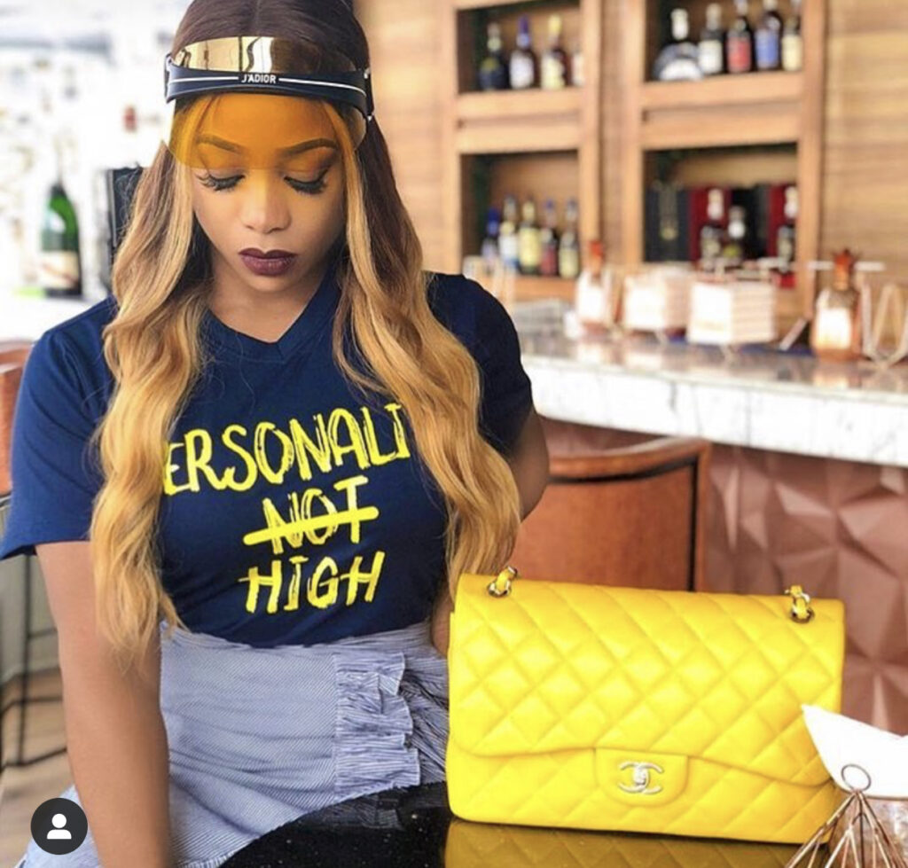 CHIOMA GOOD HAIR IN AKD TSHIRTS